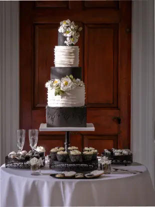 Elegant Ruffled Tiered Wedding Cake